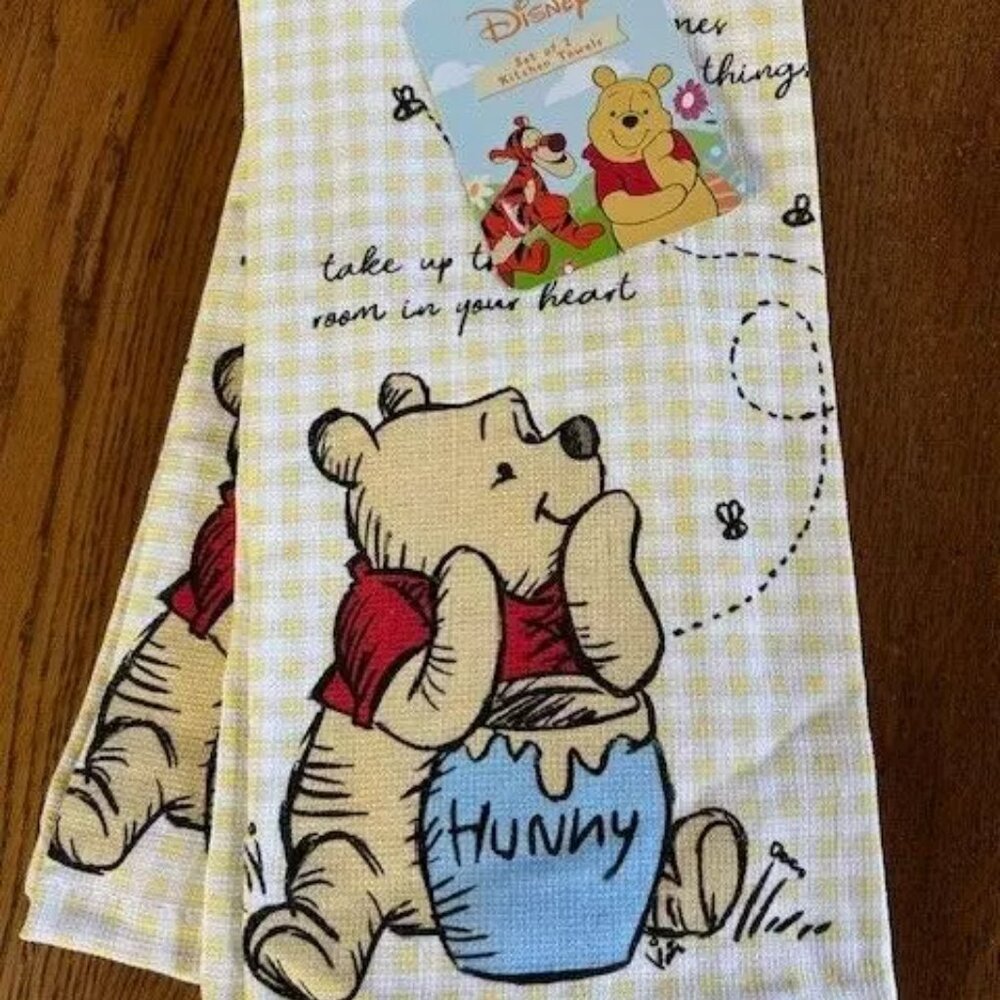 Disney Set Of 2 Winnie-the-Pooh Kitchen Towels “The Smallest Things” - NWT